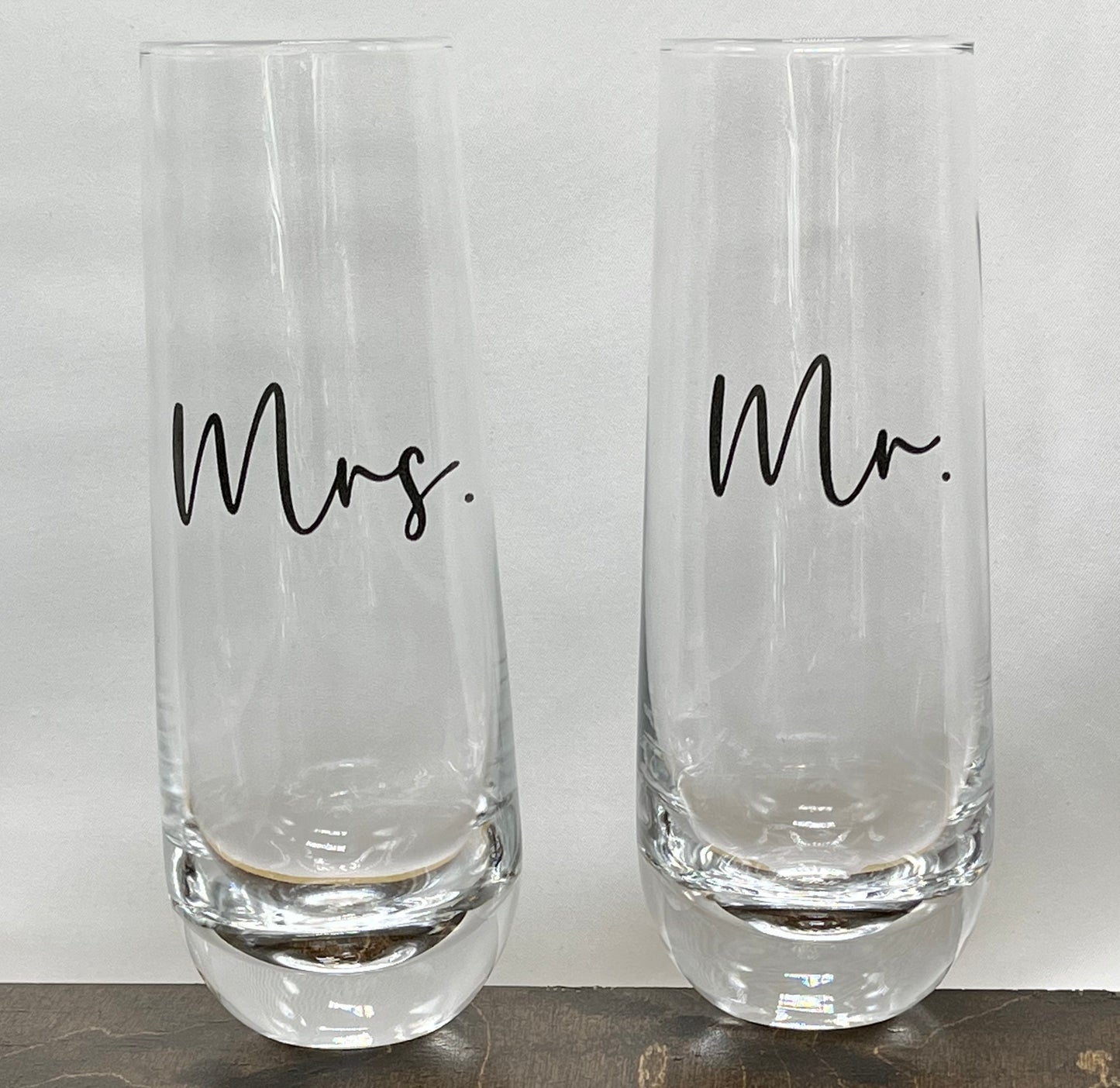 Mr. and Mrs. Stemless Flute